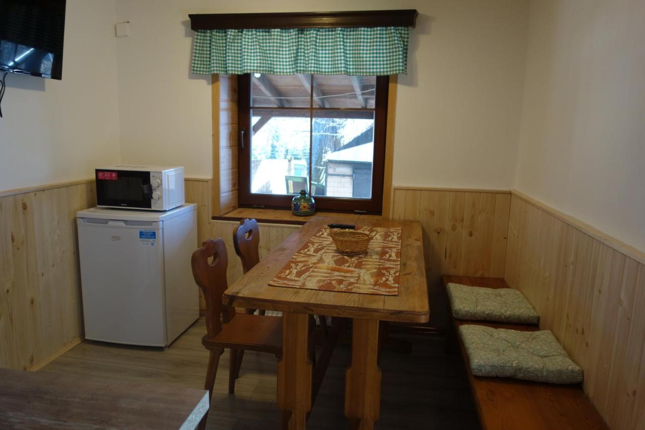 Pod Lipou Hotel Dolni Brusnice Bagian luar foto